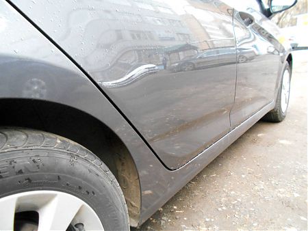 Порог Hyundai Solaris после покраски